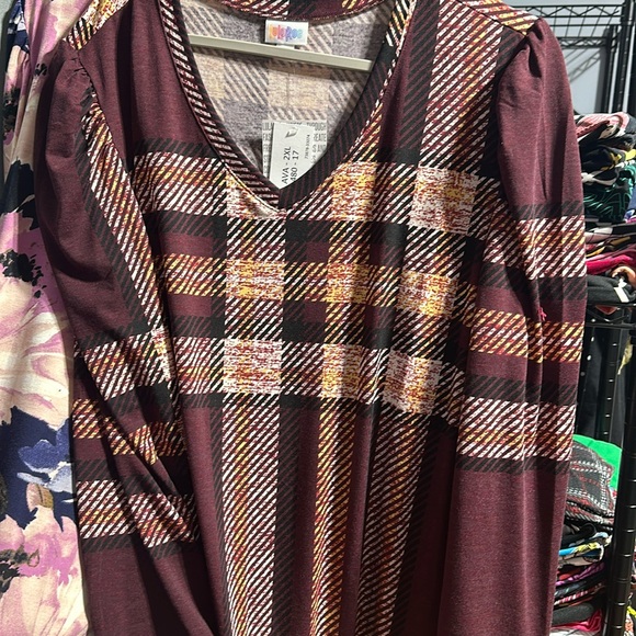 LuLaRoe Burgundy Plaid Long Sleeve Ava Dress from smoke free home- NWT - Picture 2 of 4